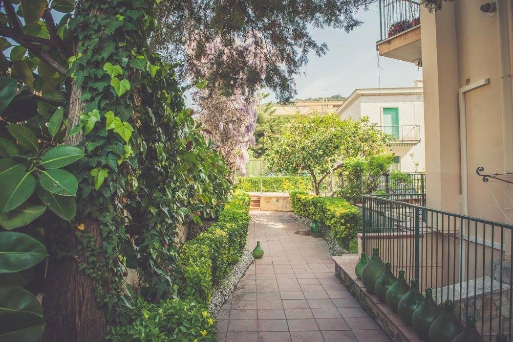 Nomad B&B Gaète Extérieur photo